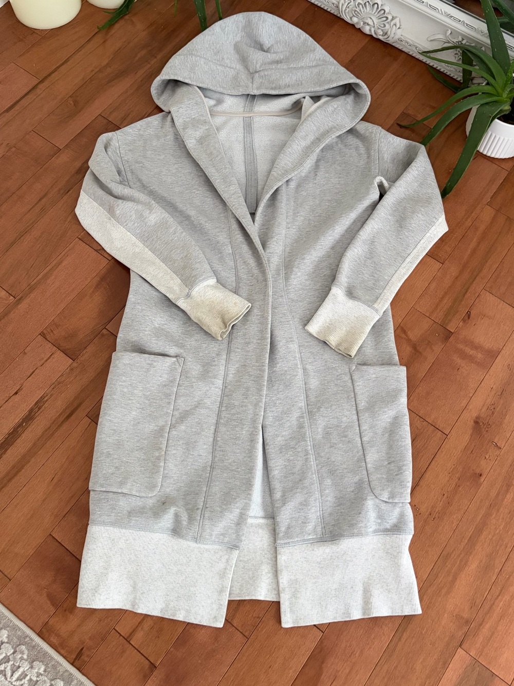 Grey LULULEMON jacket - Picture 6 of 11